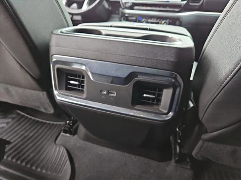 Used 2022 Chevrolet Silverado 1500 LTZ RWD image 17