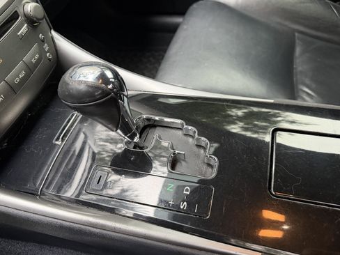 Used 2011 Lexus IS 250 RWD image 24