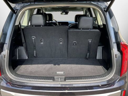 Used 2025 Kia Telluride S FWD image 27