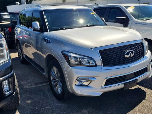 Used 2017 INFINITI QX80 4WD image 2