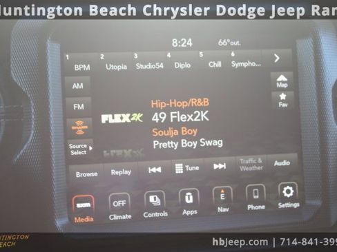 Used 2023 Jeep Wrangler Unlimited Sahara image 20