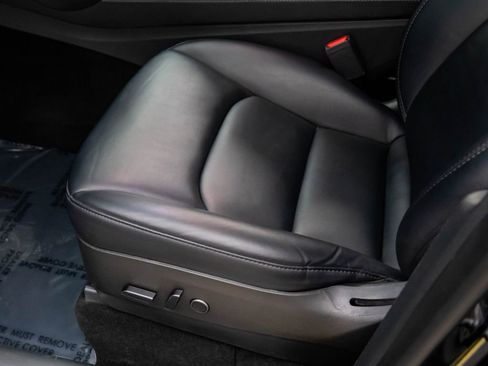 Used 2023 Tesla Model Y Long Range image 16