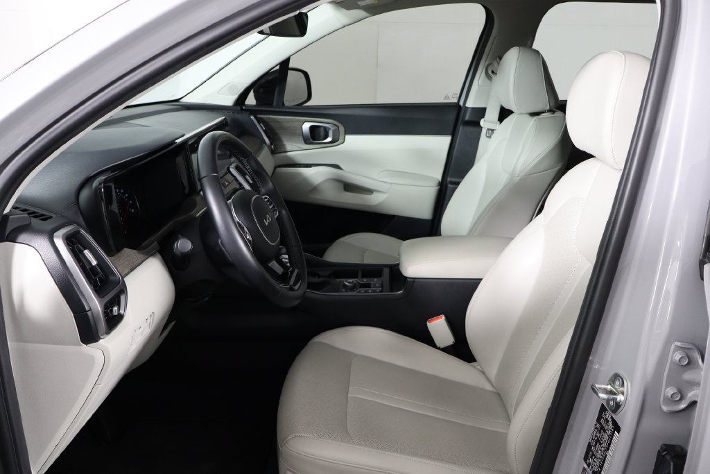 Used 2023 Kia Sorento X-Line EX AWD/4WD image 14