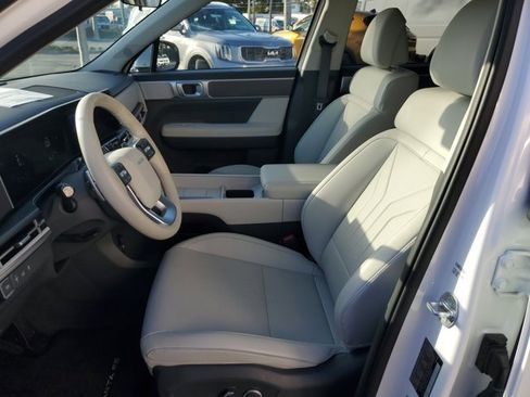 Used 2025 Hyundai Santa Fe SEL image 21