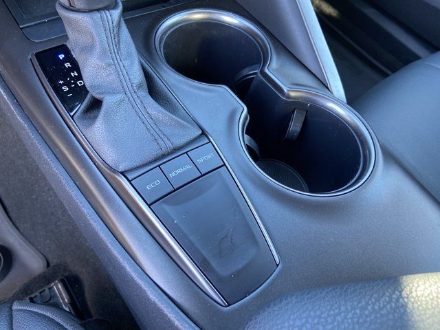 Used 2024 Toyota Camry SE FWD image 43