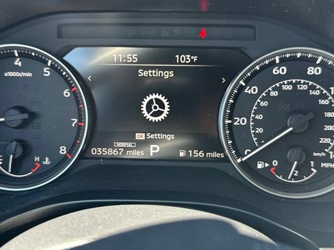 Used 2025 Mitsubishi Outlander SE FWD image 3