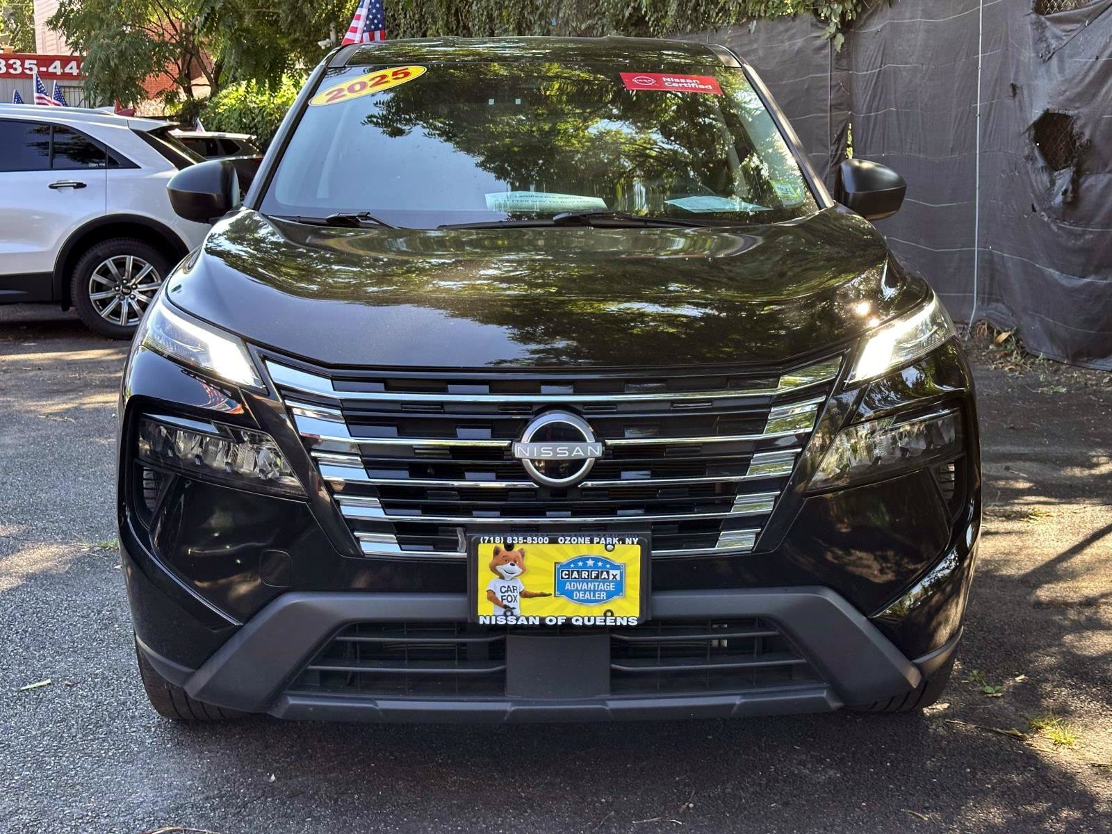 Certified 2025 Nissan Rogue S AWD/4WD image 8