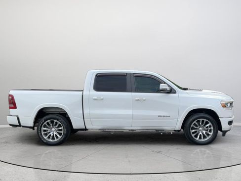 Used 2019 RAM 1500 Laramie AWD/4WD image 6
