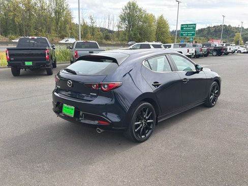 Used 2024 MAZDA MAZDA3 s FWD image 6