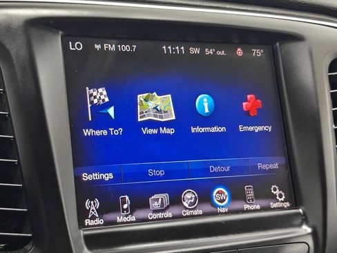 Used 2015 Chrysler 200 Limited w/ Comfort Group FWD image 28