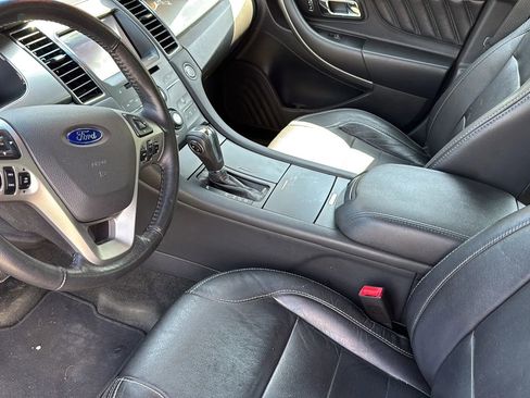 Used 2013 Ford Taurus SEL image 4
