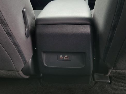 Used 2022 Nissan Frontier SV image 42