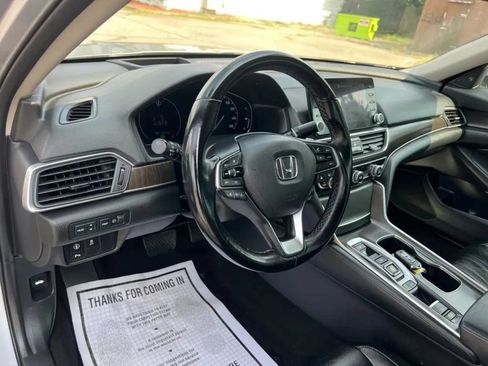 Used 2022 Honda Accord Touring image 26