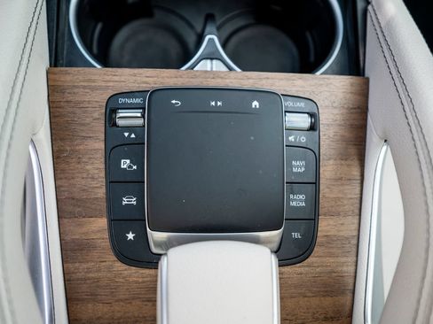 Used 2024 Mercedes-Benz GLS 450 4MATIC image 26