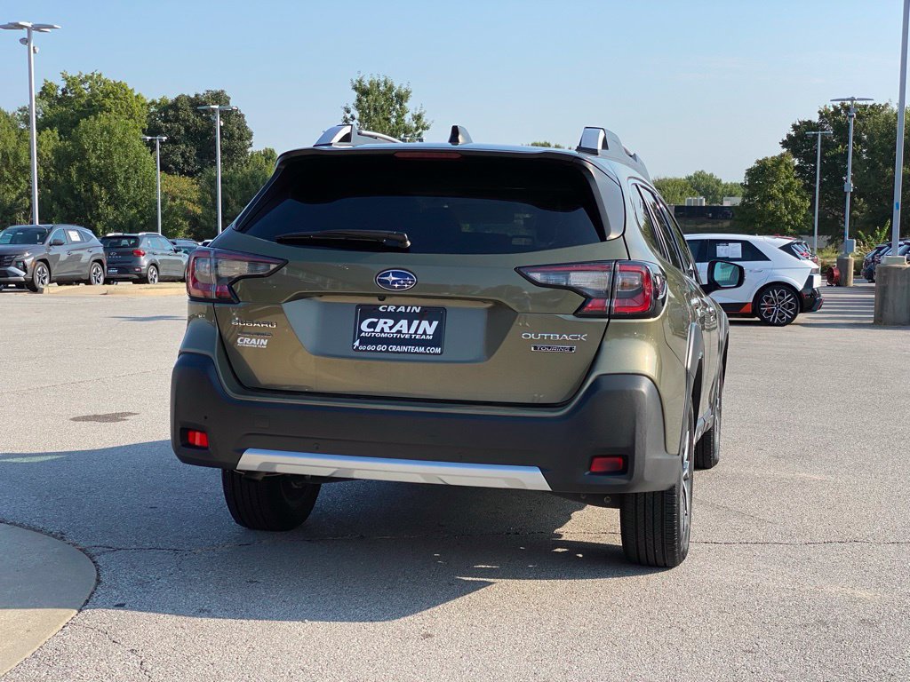 Used 2024 Subaru Outback Touring AWD/4WD image 7