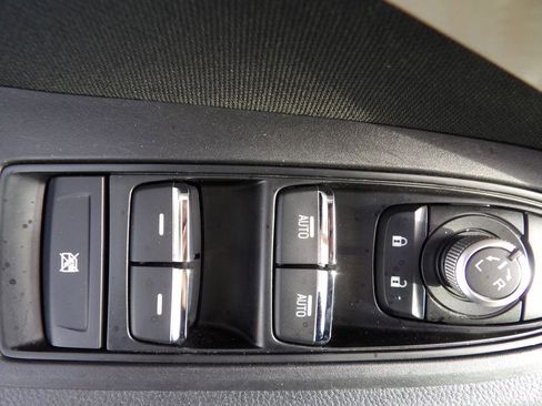 Used 2021 Subaru Ascent Premium w/ Convenience Package image 12