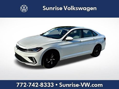 New 2026 Volkswagen Jetta SE FWD image 1