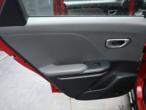Used 2025 Kia K4 LXS image 14