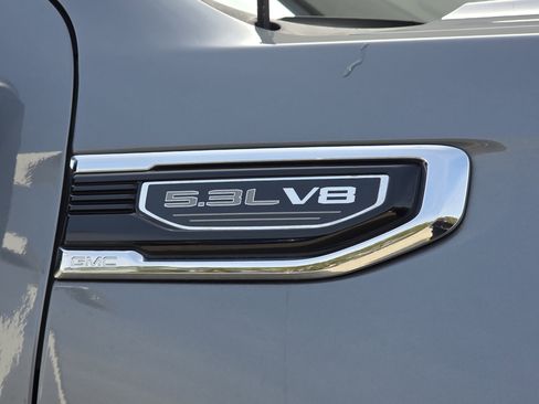 Used 2022 GMC Sierra 1500 SLT w/ SLT Premium Package image 40