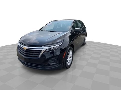 Used 2024 Chevrolet Equinox LS w/ LPO, Floor Liner Package FWD image 6