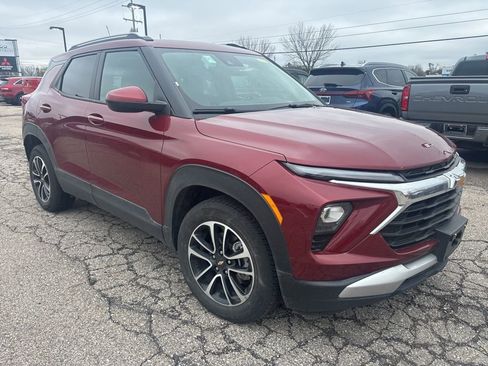 Used 2025 Chevrolet TrailBlazer LT image 7