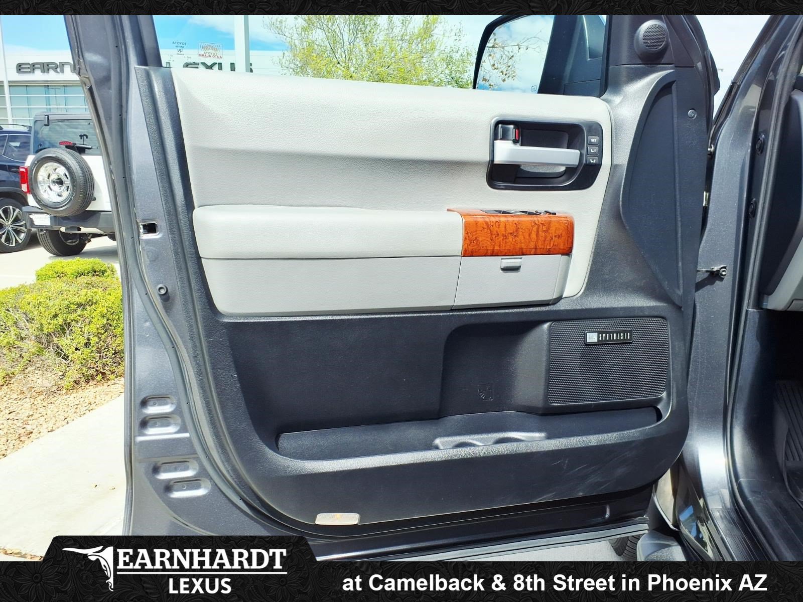 Used 2020 Toyota Sequoia Platinum w/ Four Season Floor Mat Package AWD/4WD image 4