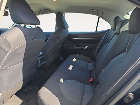 Used 2021 Toyota Camry LE w/ Convenience Package image 17