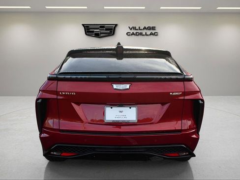 New 2026 Cadillac Lyriq V image 4