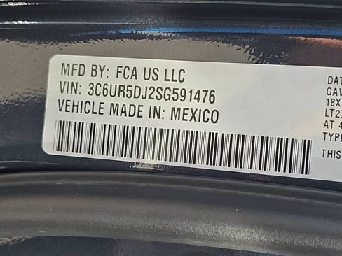 Used 2025 RAM 2500 Big Horn AWD/4WD image 30