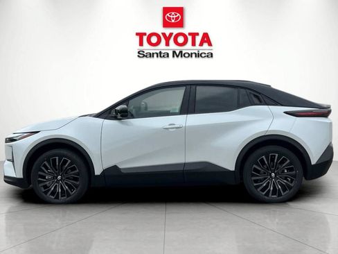 New 2026 Toyota C-HR AWD/4WD image 8