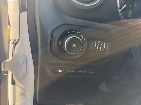 Used 2022 Jeep Wrangler Unlimited Rubicon 4xe w/ Cold Weather Group image 21