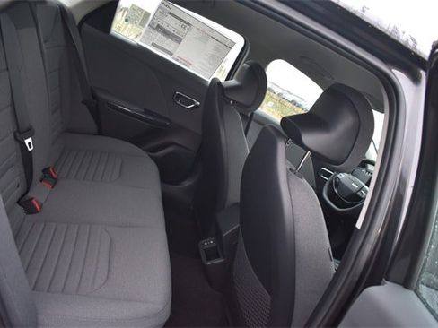 New 2025 Kia K4 EX image 13