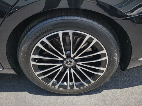 Used 2024 Mercedes-Benz S 580 4MATIC Sedan image 32