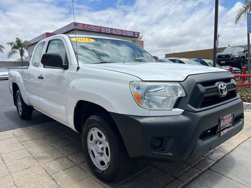 Used 2015 Toyota Tacoma 2WD Access Cab image 1