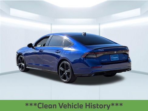 Used 2023 Honda Accord Sport image 3