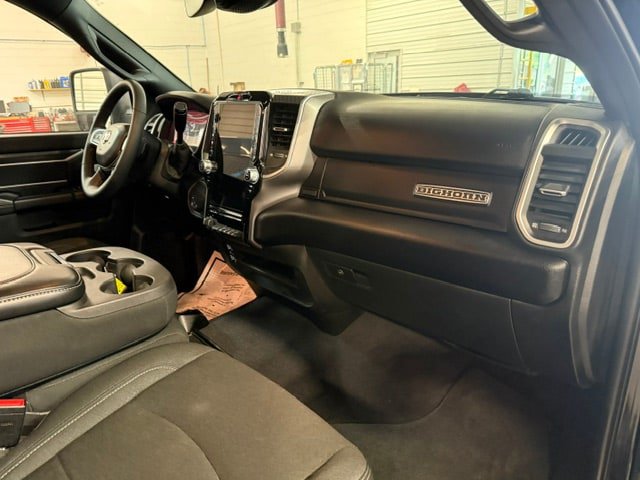 Used 2025 RAM 2500 Big Horn AWD/4WD image 9