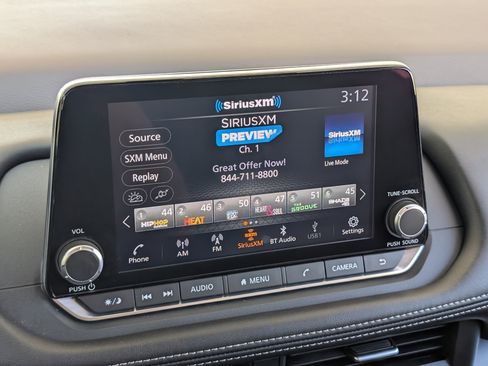 Used 2023 Nissan Rogue SV FWD image 27