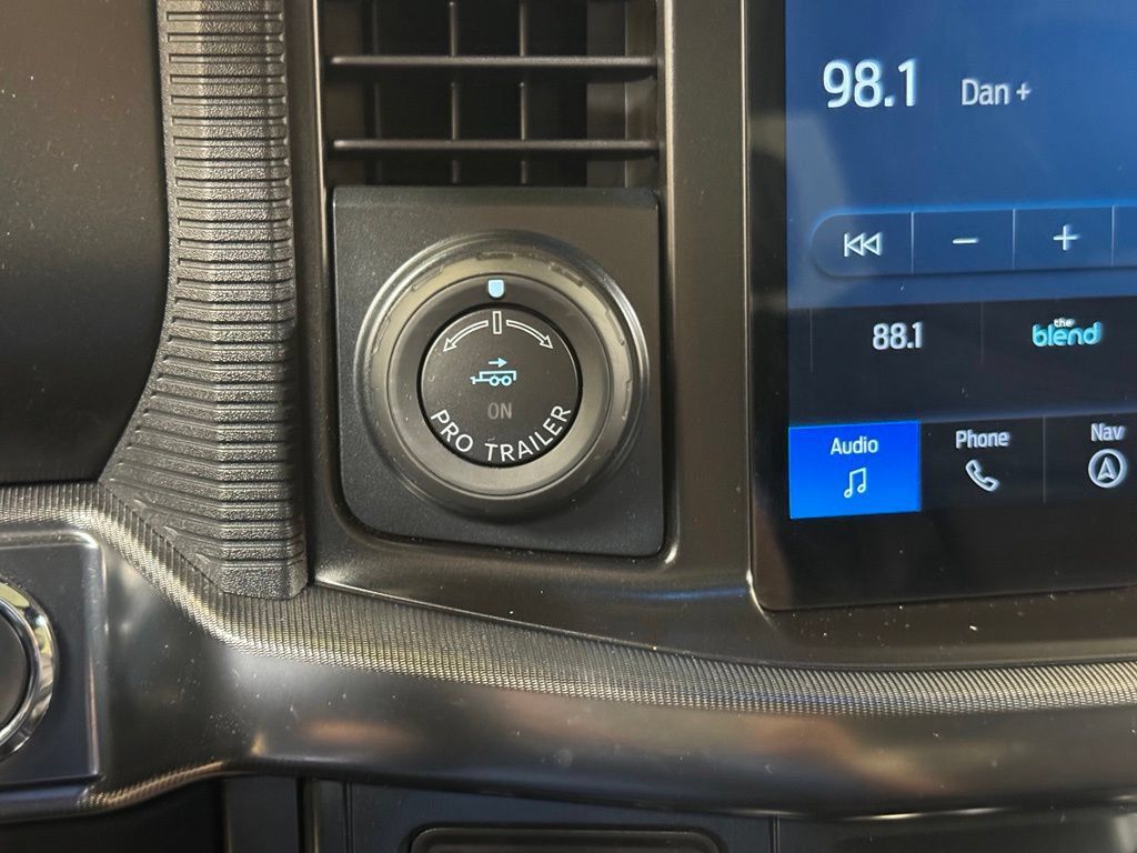 Used 2025 Ford F150 Raptor AWD/4WD image 44