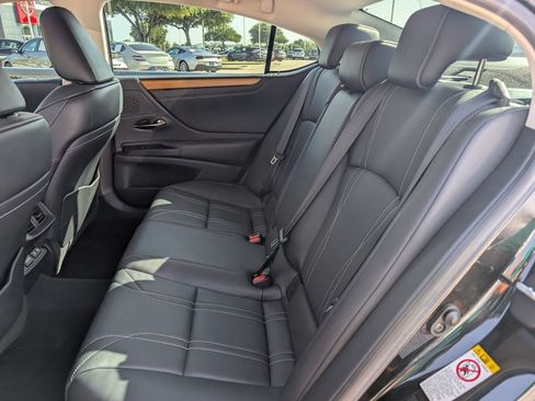 Used 2019 Lexus ES 350 w/ Accessory Package 2 FWD image 26
