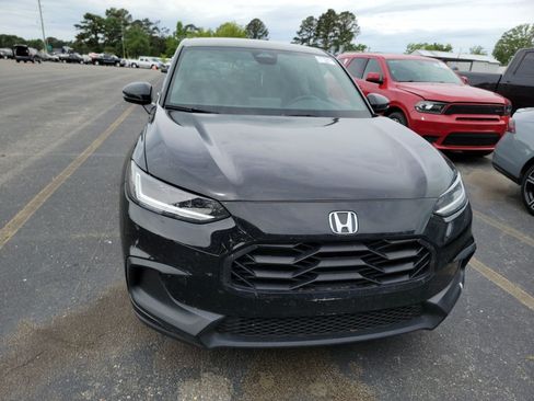 Used 2018 Toyota Corolla LE FWD image 2