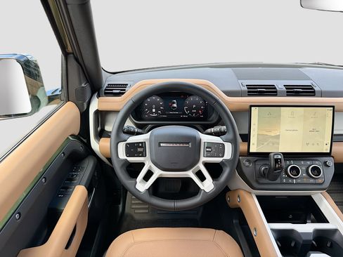 New 2026 Land Rover Defender 110 X-Dynamic SE image 17