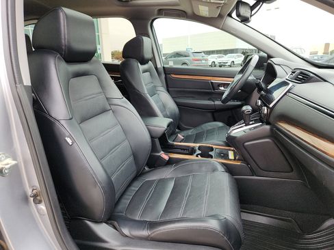 Used 2020 Honda CR-V Touring image 15