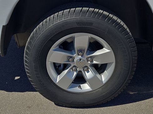 Used 2021 RAM 1500 Tradesman w/ Chrome Plus Package image 7