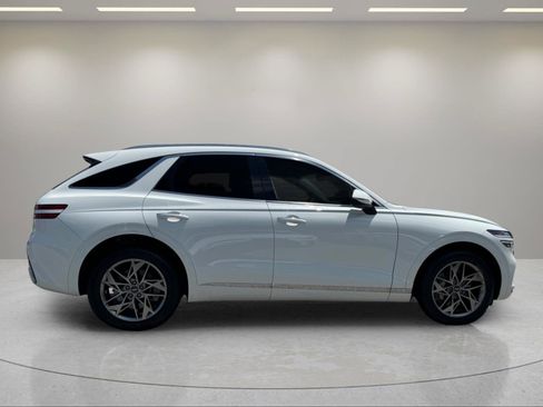 Used 2024 Genesis GV70 2.5T w/ Select Package AWD/4WD image 6