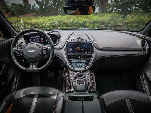 Used 2023 Aston Martin DBX 707 AWD/4WD image 22
