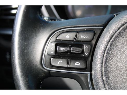 Used 2022 Kia Niro EX w/ Cold Weather Package image 21