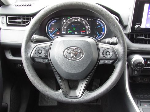 Certified 2025 Toyota RAV4 XLE AWD/4WD image 23