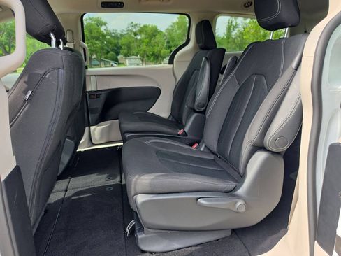 Used 2020 Chrysler Voyager LX w/ Cold Weather Group FWD image 14
