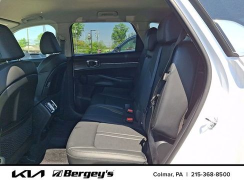 Certified 2025 Kia Sorento S AWD/4WD image 12