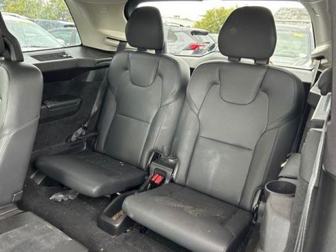 Used 2023 Volvo XC90 B5 Plus w/ Protection Package image 9